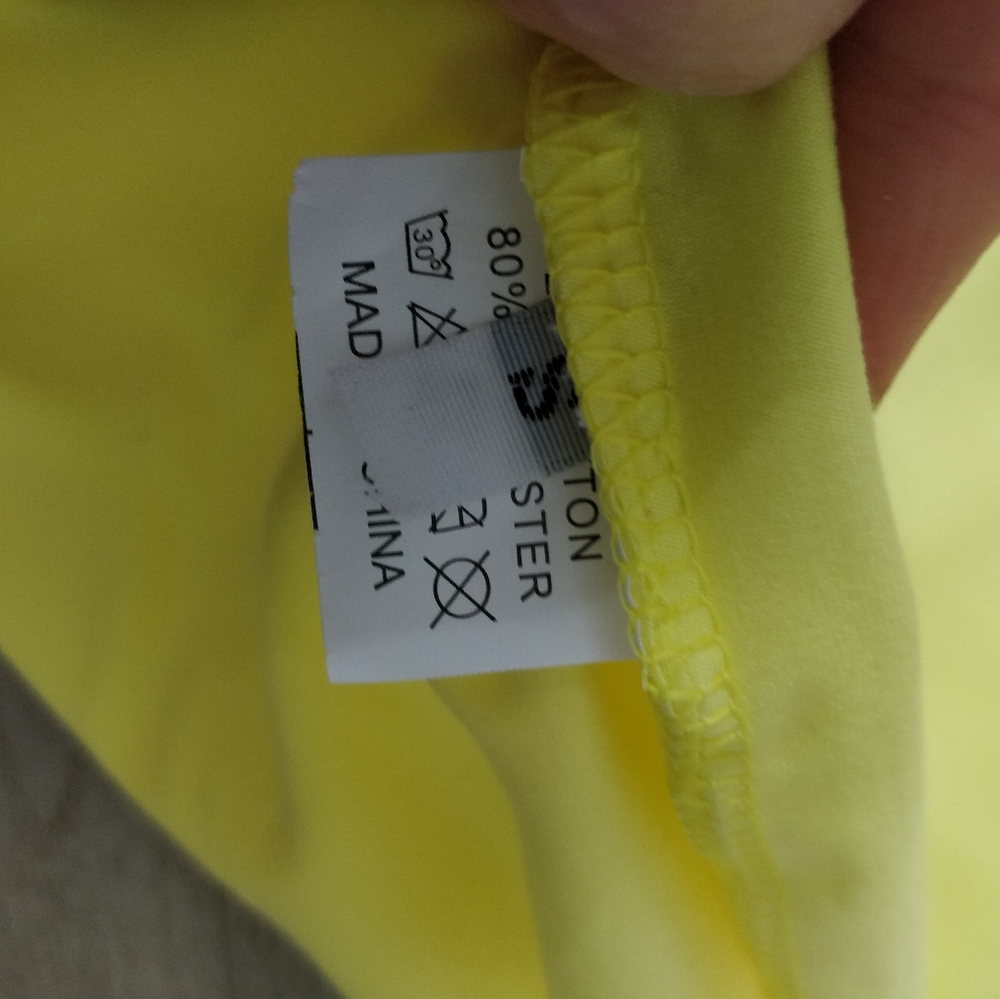 Yellow with pink lace detail bodycon mini dress - Picture 11 of 15